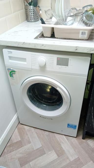 Flat 3 Nelson Town Centre